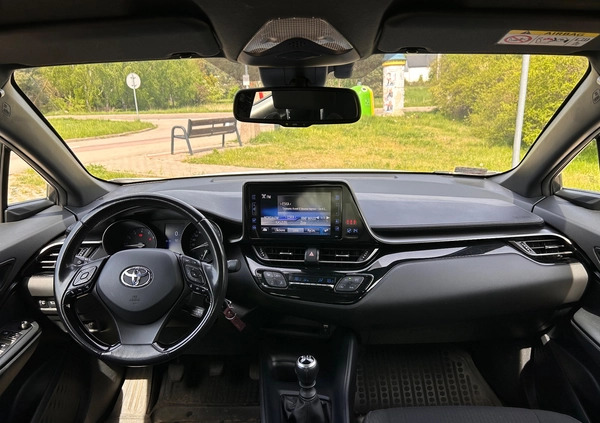 Toyota C-HR cena 69900 przebieg: 134576, rok produkcji 2017 z Reda małe 407